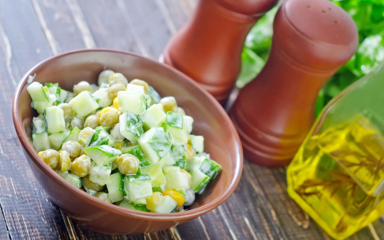 Insalata di patate zucchine e ceci - Ricette Selenella