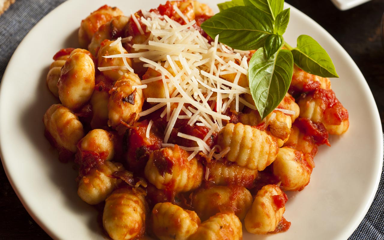 Gnocchetti all’amatriciana - Ricette Selenella