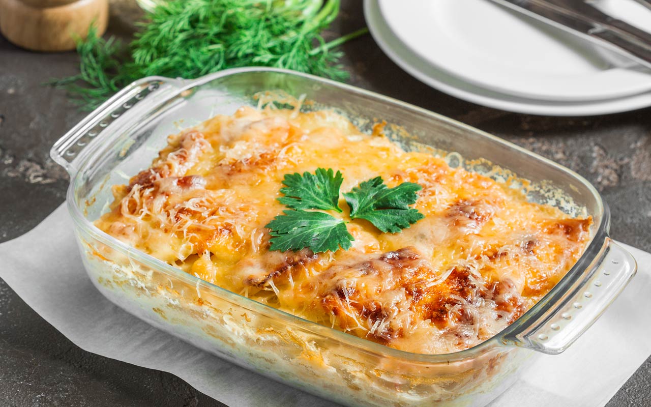 Patate al forno con mela verde e formaggio filante - Ricette Selenella