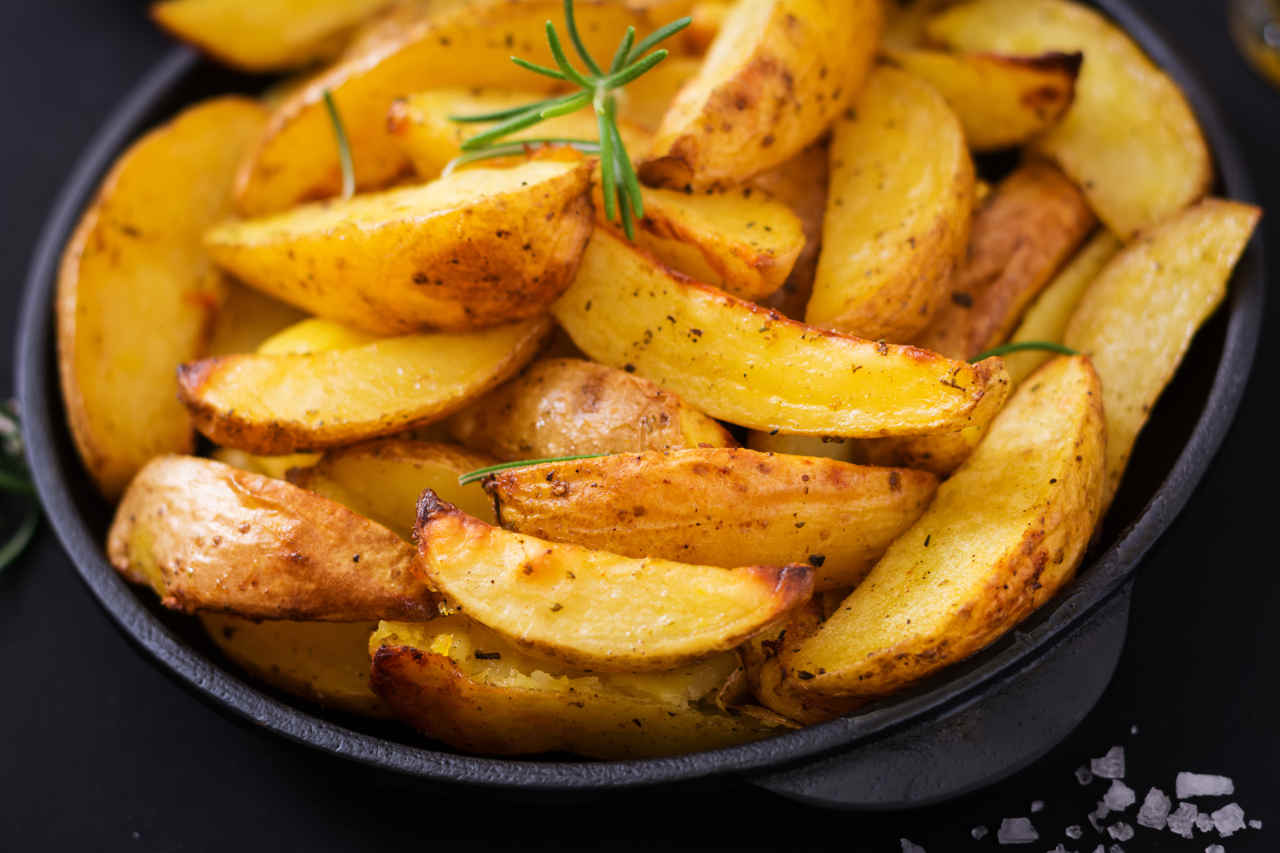 Patate fritte non fritte Patate fritte non fritte - Ricette Selenella