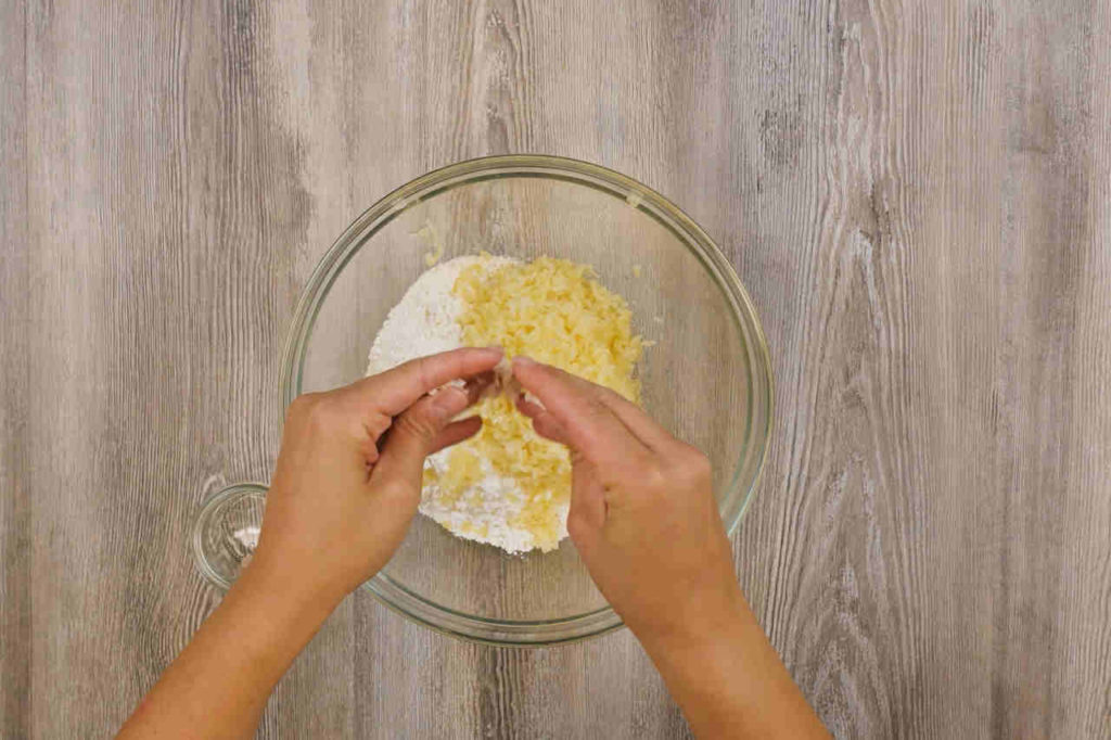 Pettole di Natale - Step 1 Pettole di Natale - Ricette Selenella
