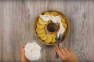 Condire con besciamella e parmigiano
