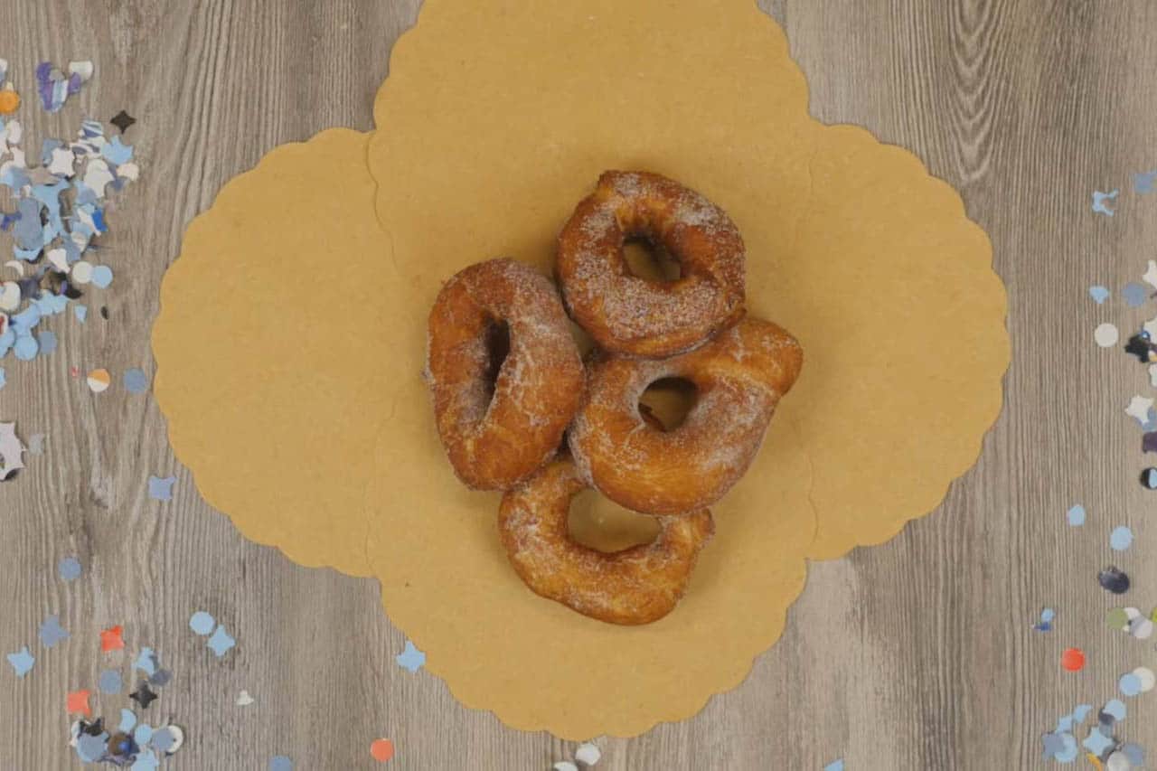 Storia e origine delle zeppole Storia e origine delle zeppole - Il Blog di Selenella