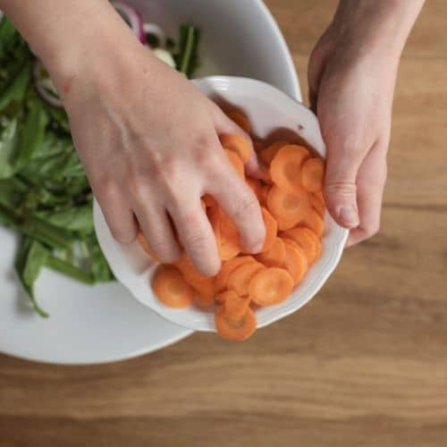 Insalata di patate, mango, carote e stracciatella di bufala - Ricette Selenella