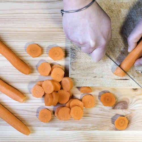 Vellutata di carote con cannella e zenzero - Ricette Selenella