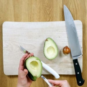 foto-avocado-sbucciare