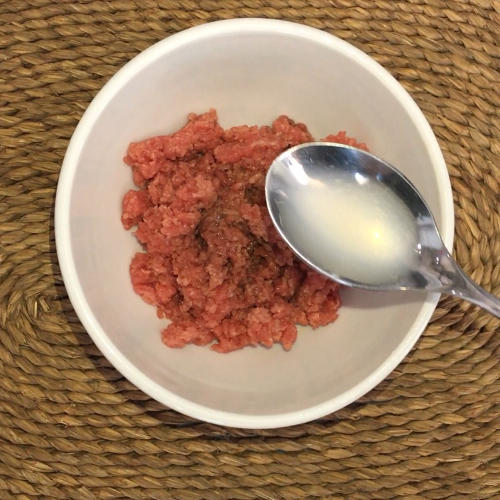 Patata ripiena di battuta di fassona e champignon trifolati - Step 12 Patata ripiena di battuta di fassona e champignon trifolati - Ricette Selenella