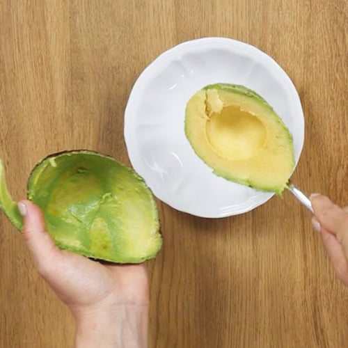 Avocado toast con patate - Step 3 Avocado toast con patate - Ricette Selenella