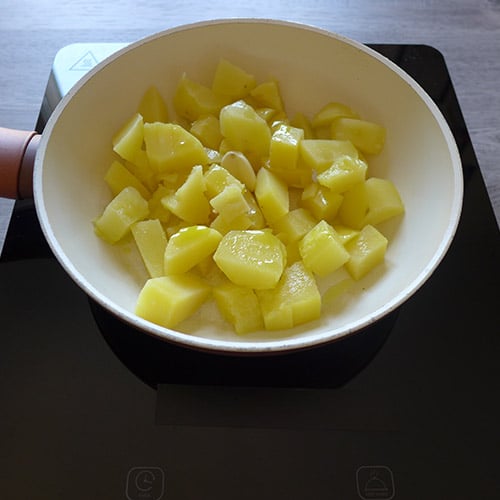 Insalata di Patate, Melone, Prosciutto crudo e Primo sale - Ricette Selenella