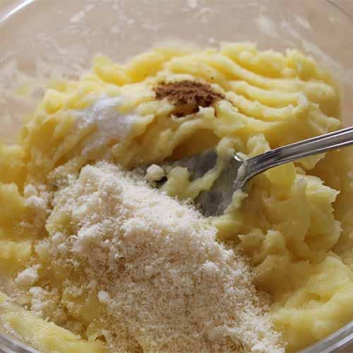 Tortelli di patate parmensi - Step 4 Tortelli di patate parmensi - Ricette Selenella