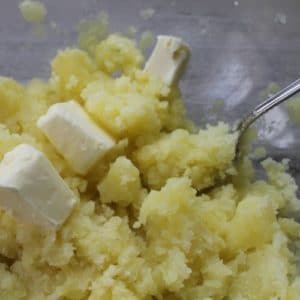 Torta dolce di patate, uvetta e sciroppo d'acero Ricette Selenella