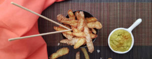 Bucce di patate fritte con salsa guacamole Selenella