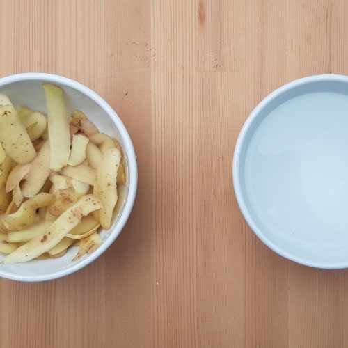 Bucce di patata fritte con salsa guacamole - Ricette Selenella