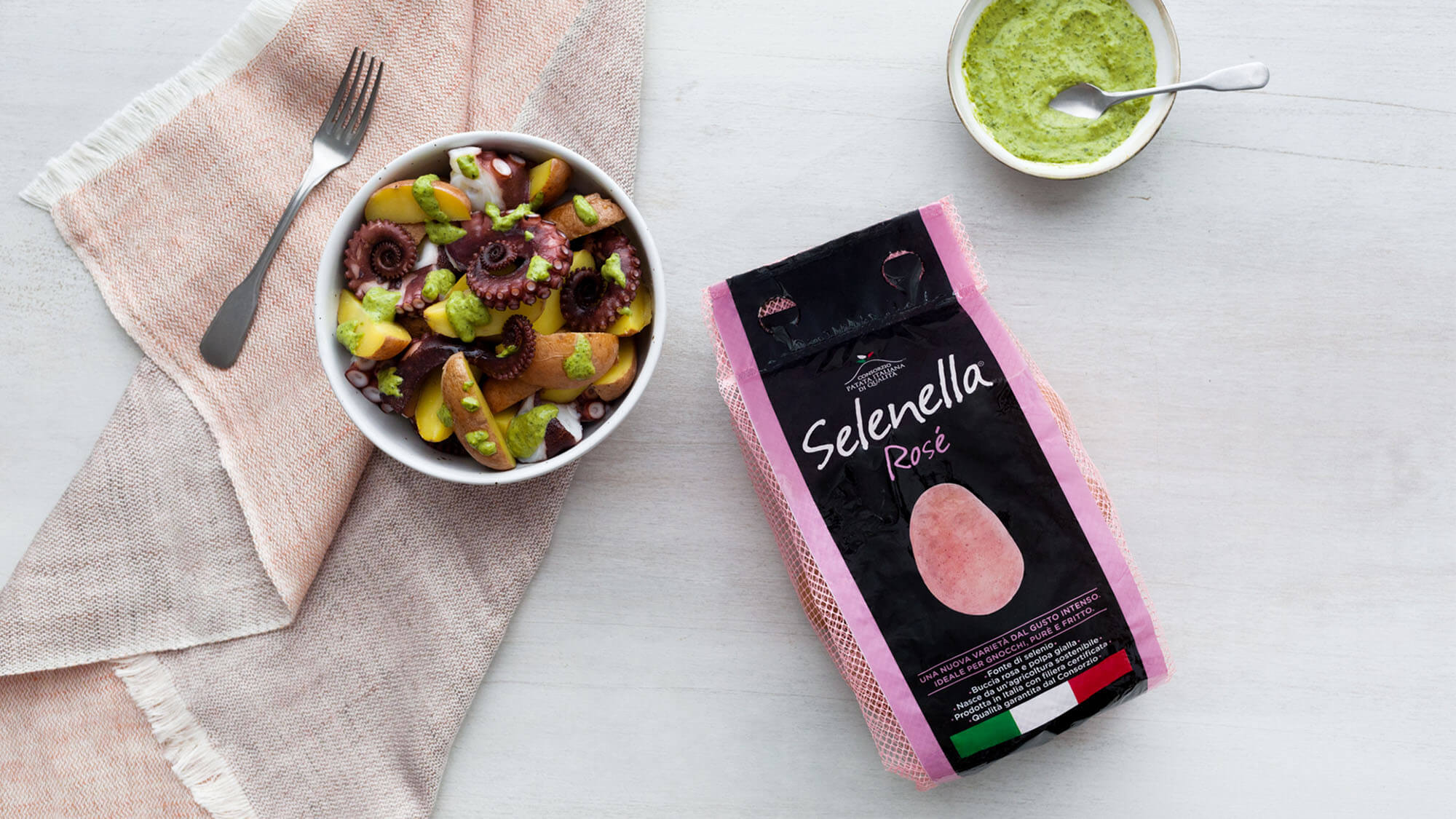 Insalata di patate al forno con prezzemolo e polpo - Ricette Selenella