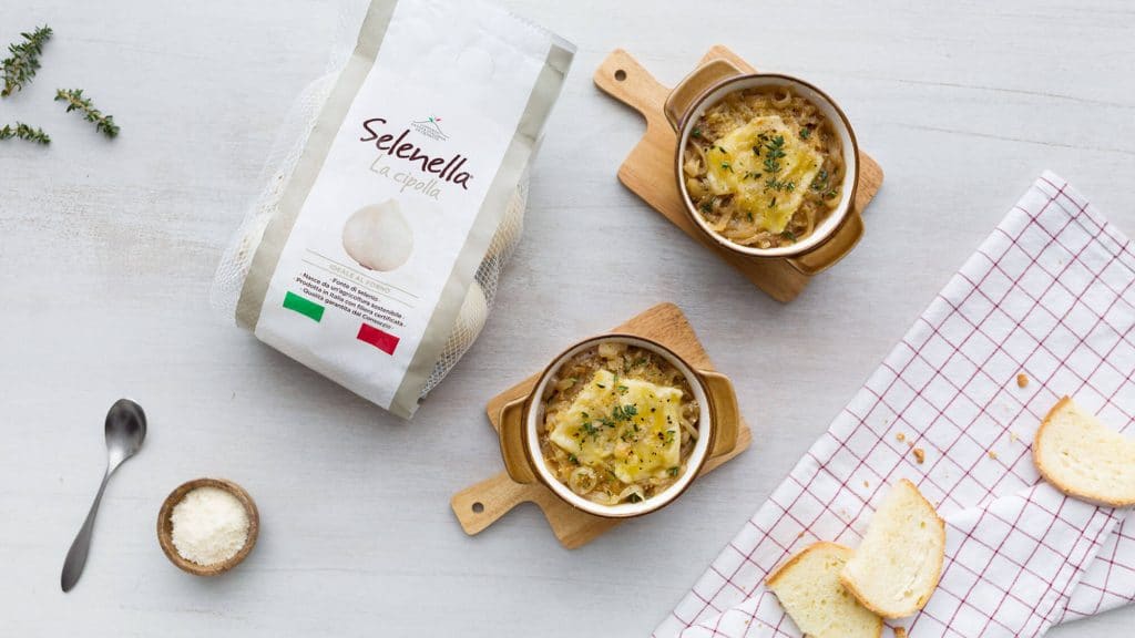 Zuppa di cipolle al forno - Ricette Selenella