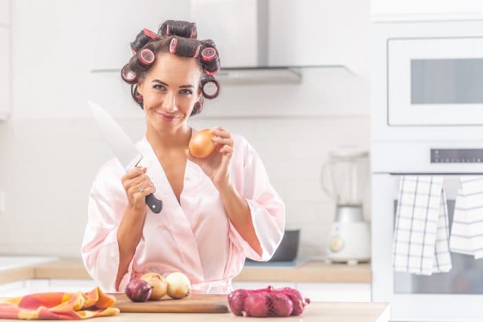 Come usare il succo di cipolla per i capelli