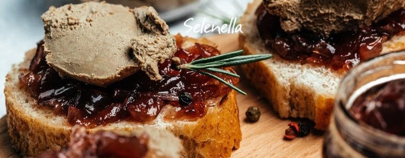 Composta di cipolle: ricetta, abbinamenti e conservazione - Il Blog di Selenella