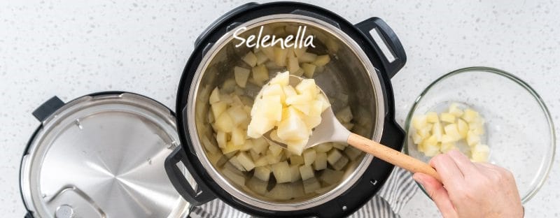 Patate in pentola a pressione, come cucinarle - Il Blog di Selenella